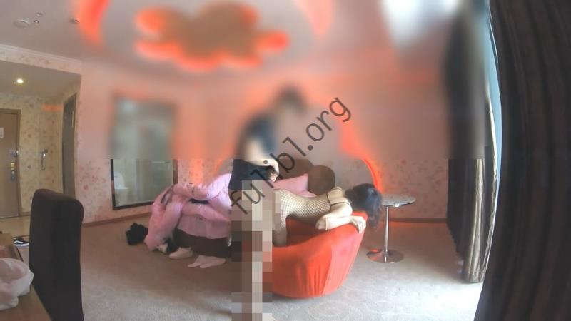 91蛋叔作品之毒龙口爆颜S 即将结婚的逆天长腿网袜女医生[1V/187M]