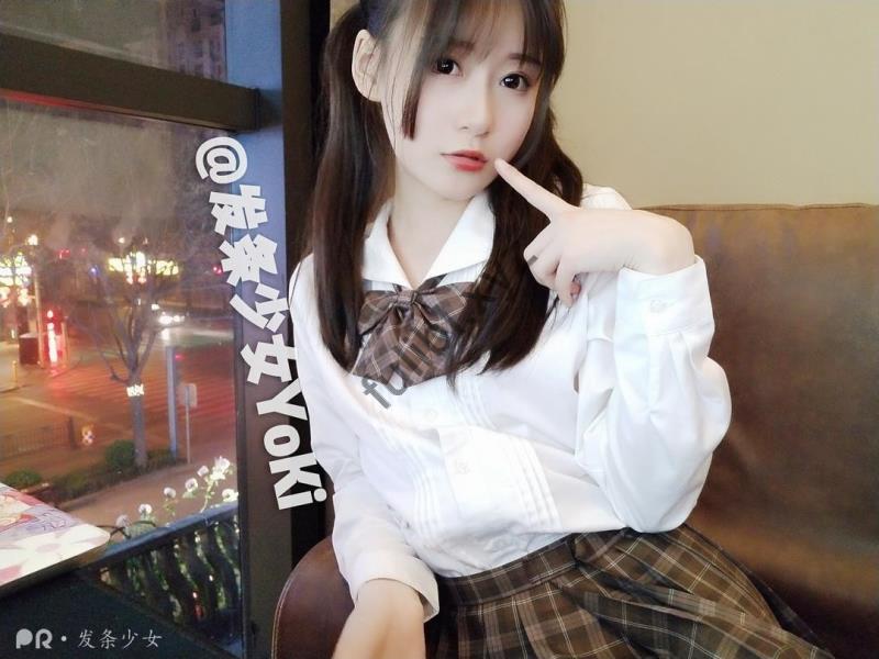 PR社@发条少女 - 网咖露出+裸足 2套合集[61P/39M]
