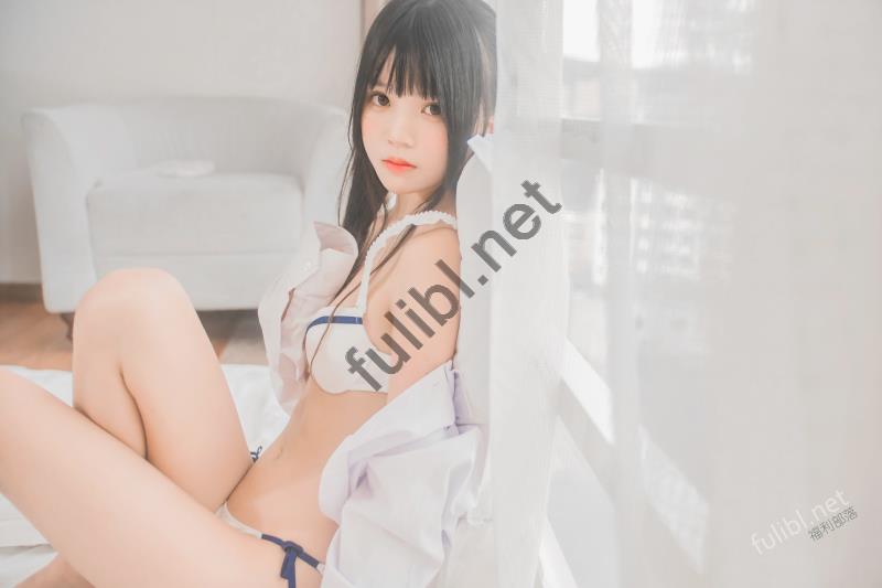 高颜值coser@桜桃喵电子写真 - 白衬衫双马尾[47P/362M]