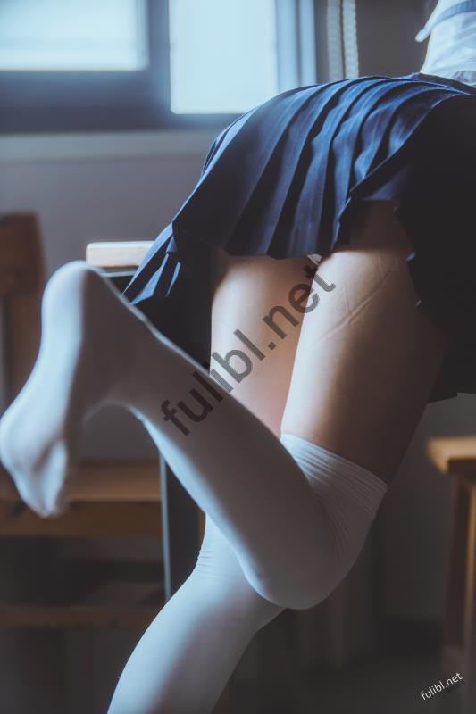 高颜值coser@桜桃喵电子写真 - 蓝白水手服[39P/305M]