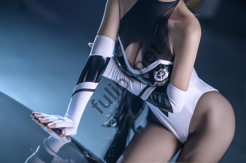 高质量coser@樱落酱w 写真作品11套合集[115P/600M]