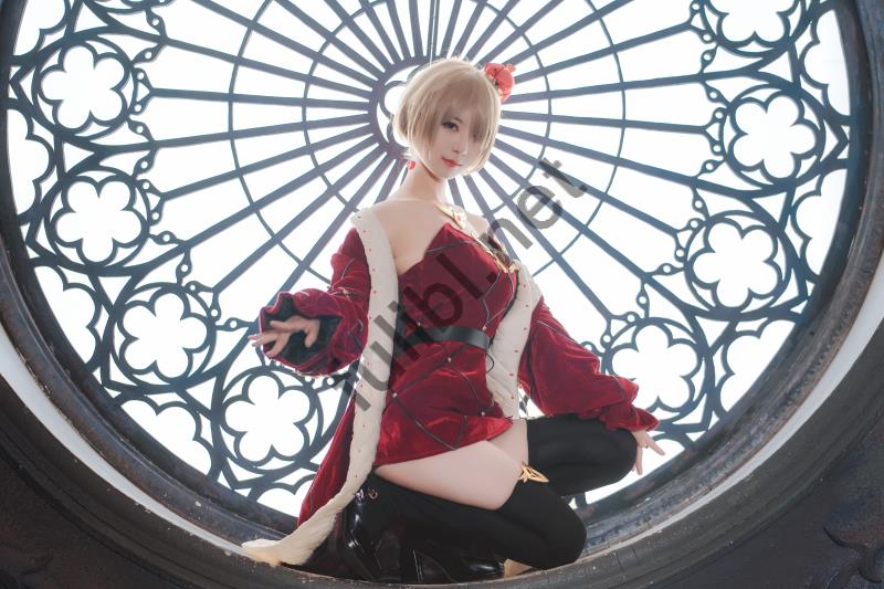 高质量coser@弥音音 写真作品31套原版合集[454P/3.79G]